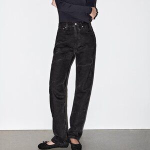 Zara ZW Relaxed Jeans